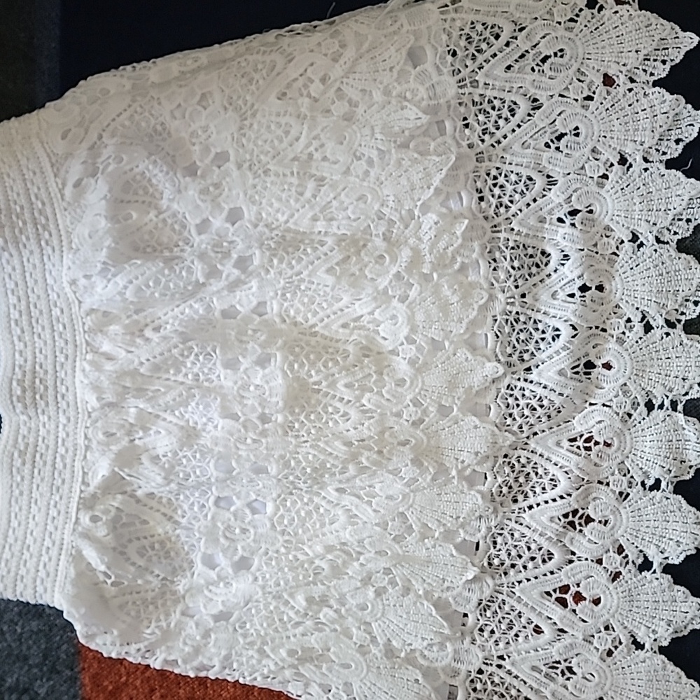 New White Lace Slip Mini Skirt - Picture 2 of 10